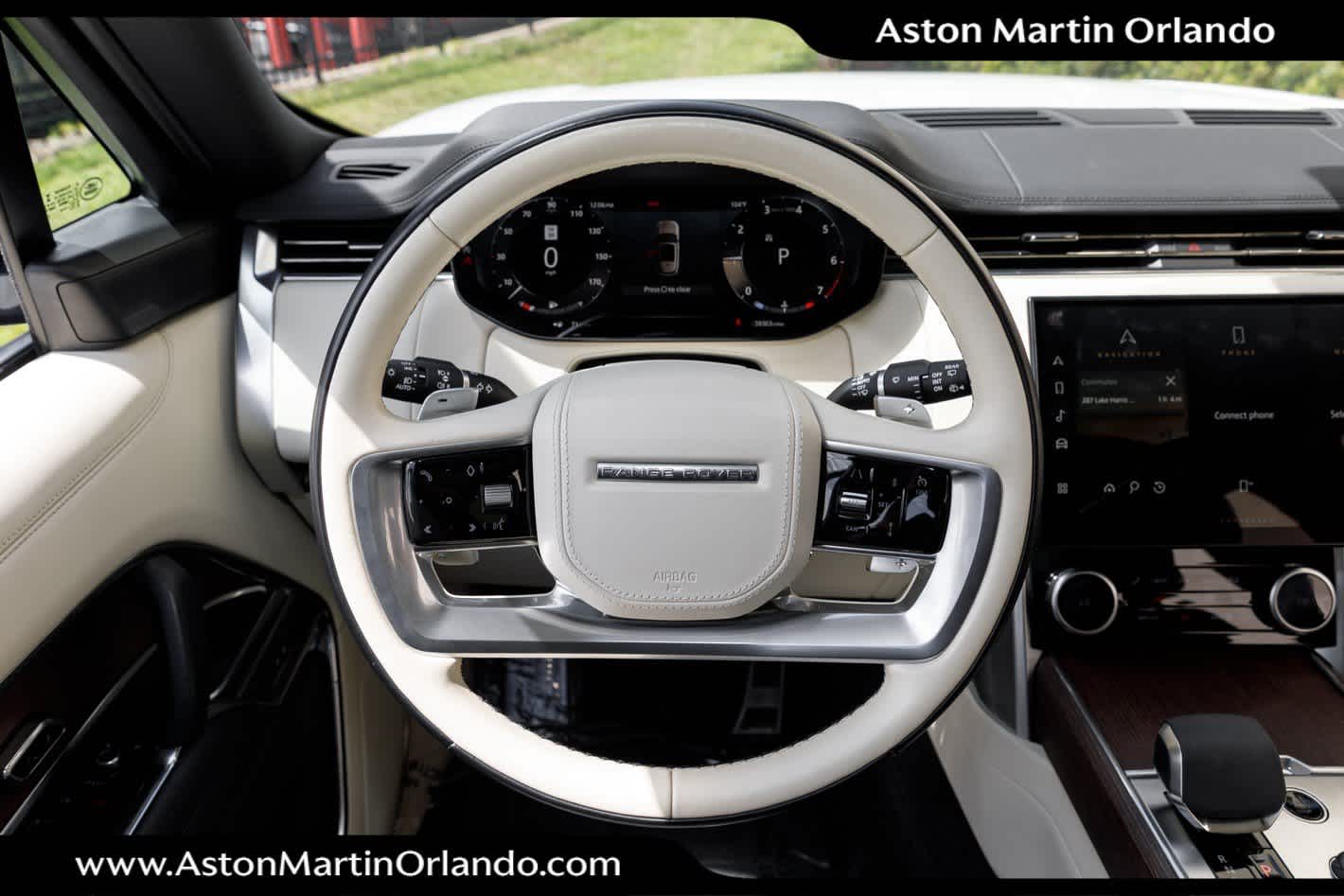 2023 Land Rover Range Rover SE