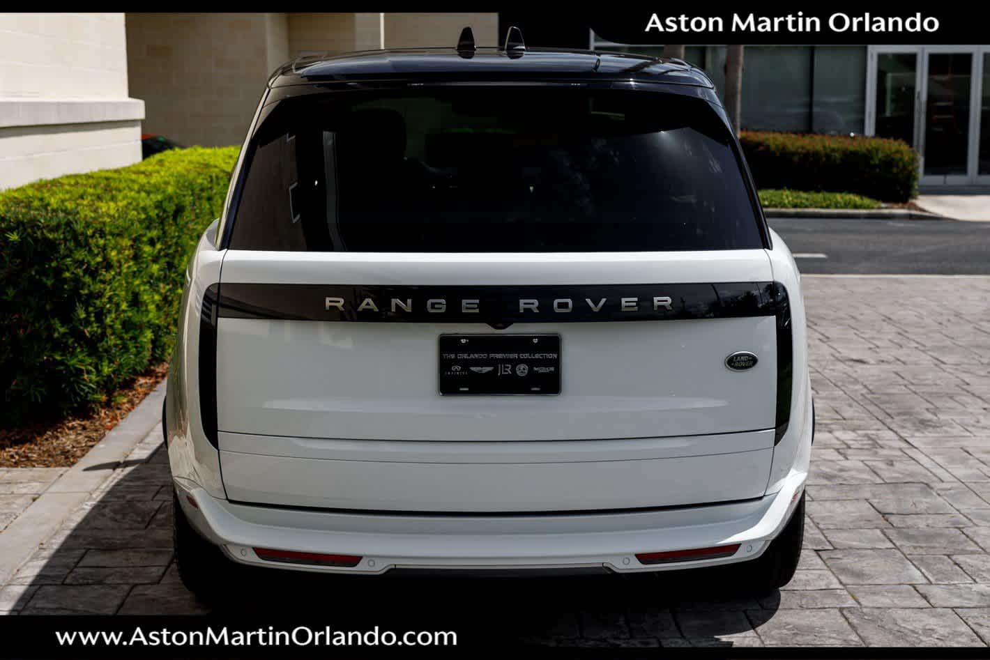2023 Land Rover Range Rover SE
