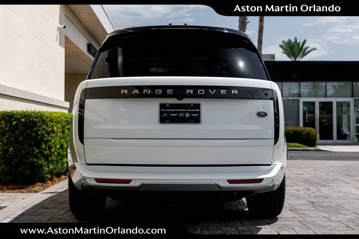 2023 Land Rover Range Rover SE