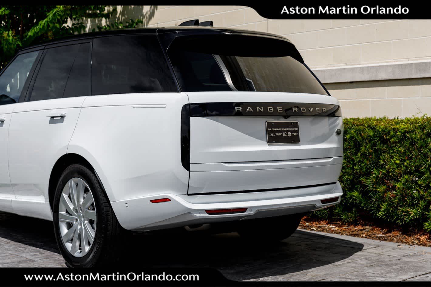 2023 Land Rover Range Rover SE