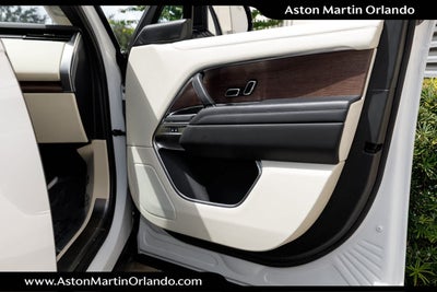 2023 Land Rover Range Rover SE