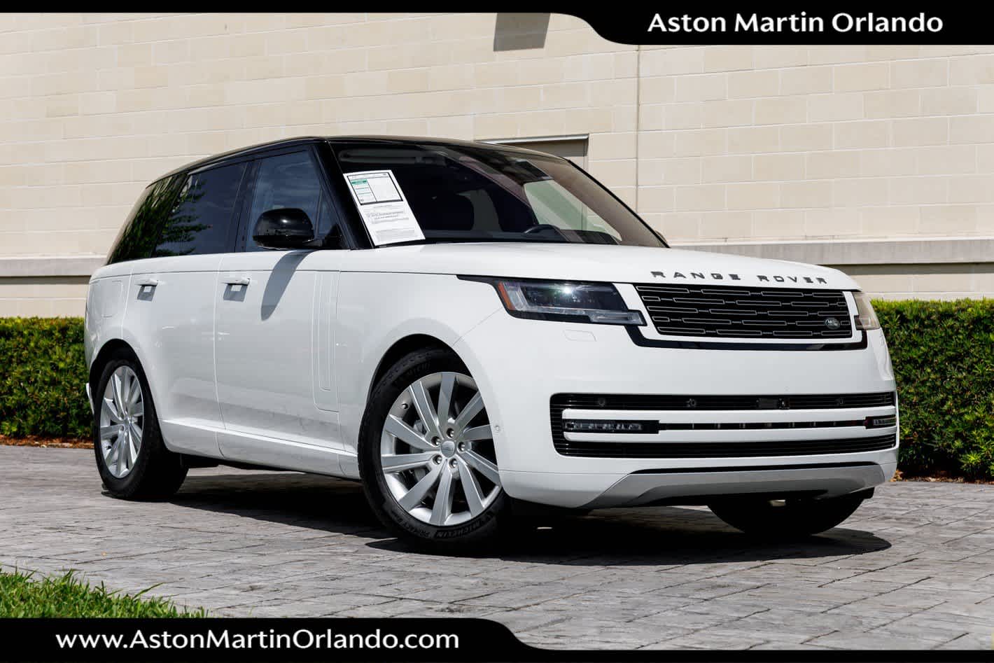 2023 Land Rover Range Rover SE
