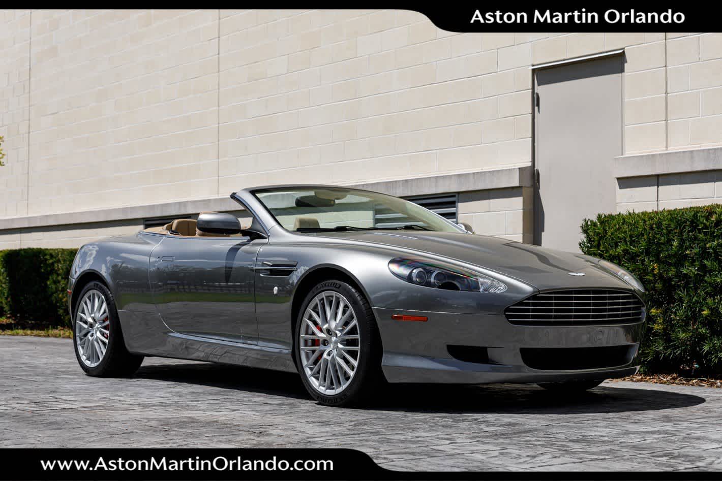 2009 Aston Martin DB9 2dr Volante Auto