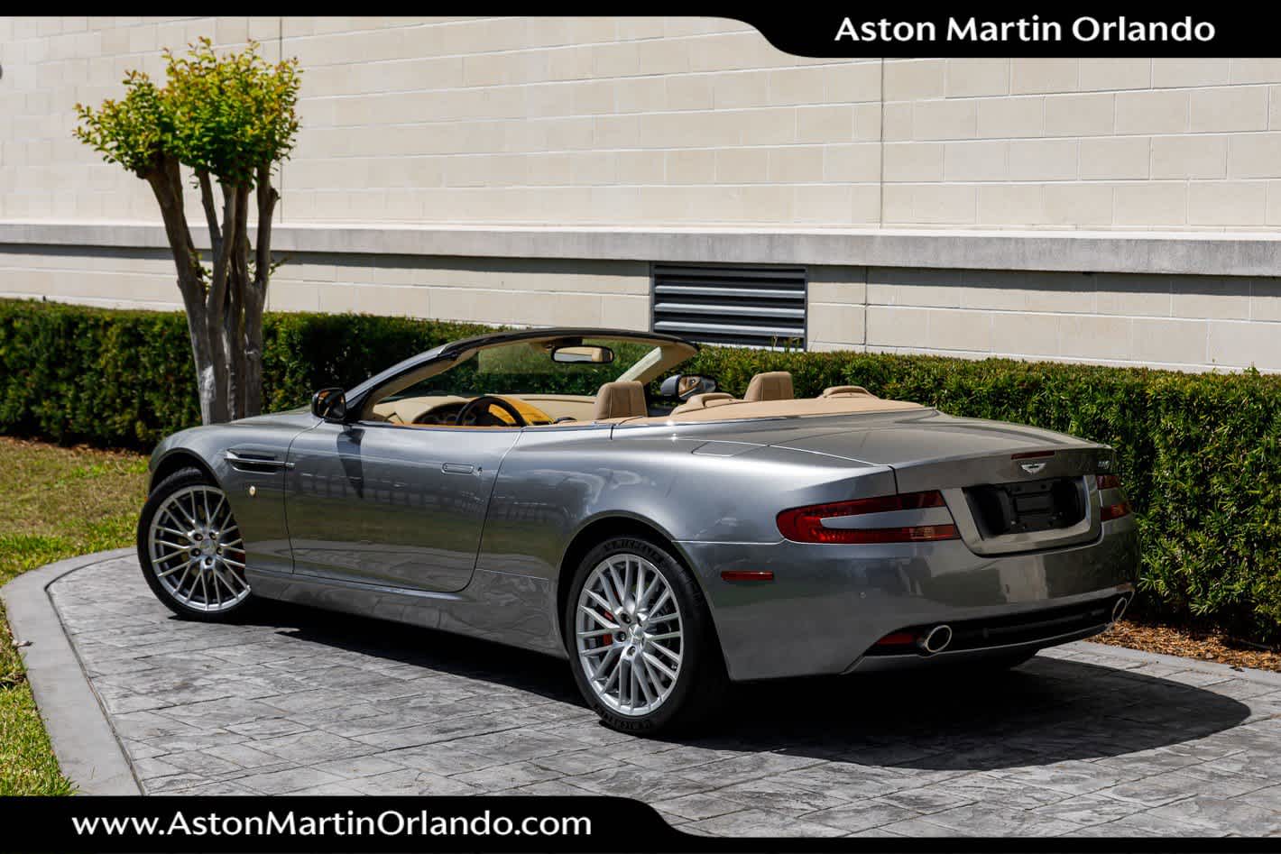 2009 Aston Martin DB9 2dr Volante Auto