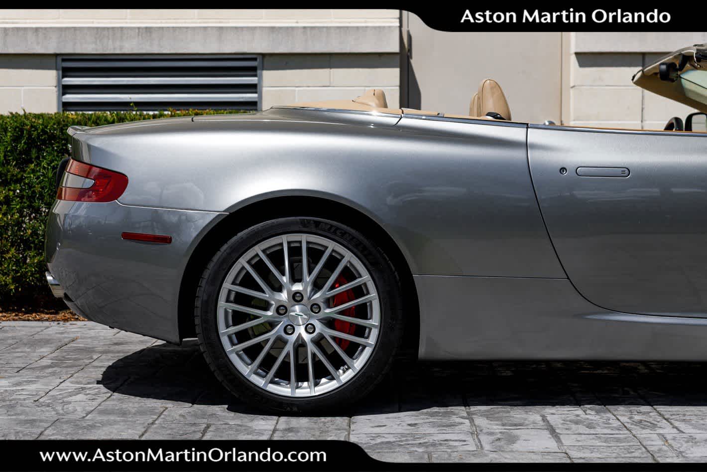 2009 Aston Martin DB9 2dr Volante Auto