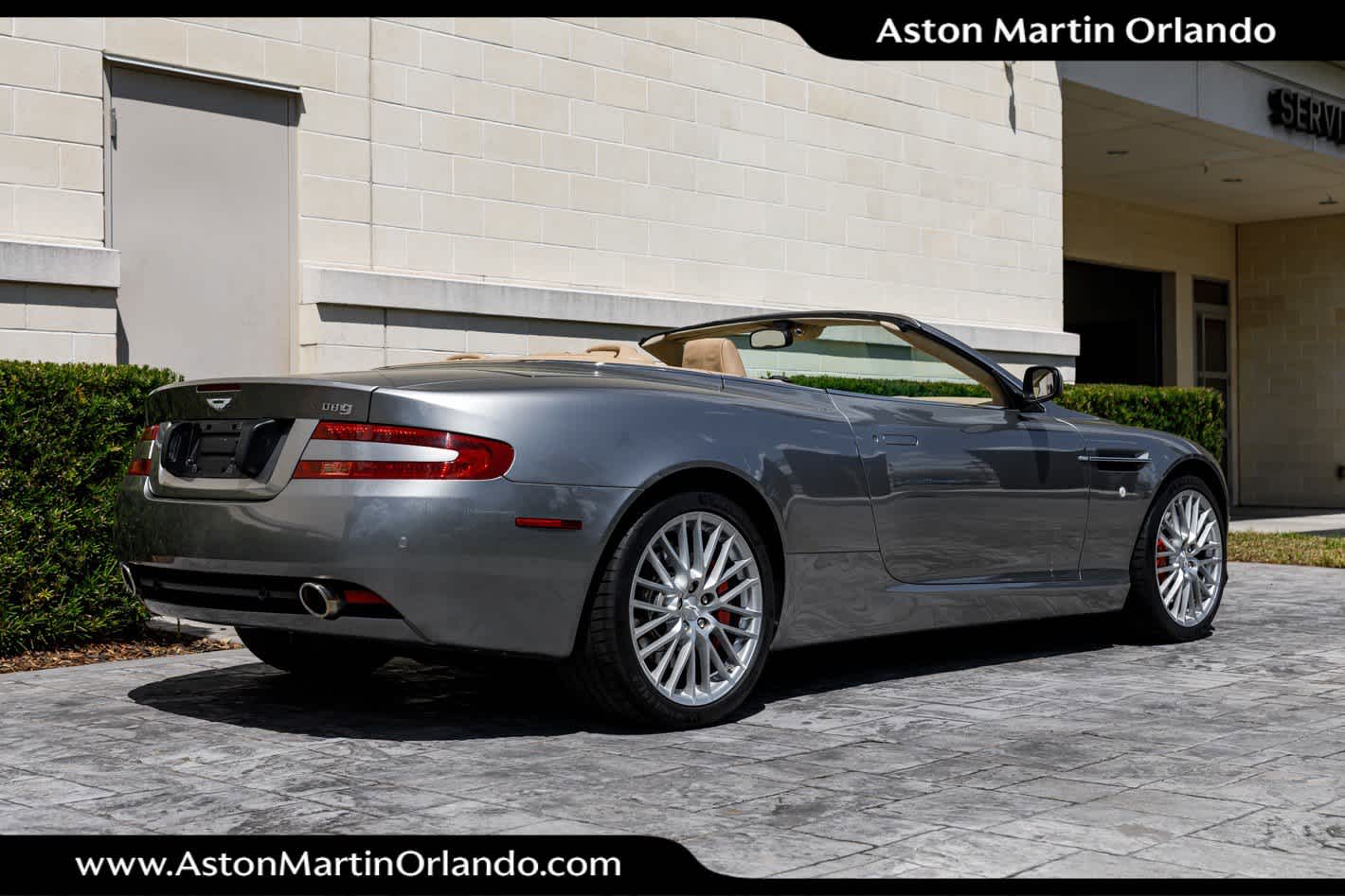 2009 Aston Martin DB9 2dr Volante Auto