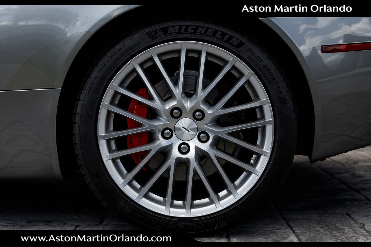 2009 Aston Martin DB9 2dr Volante Auto