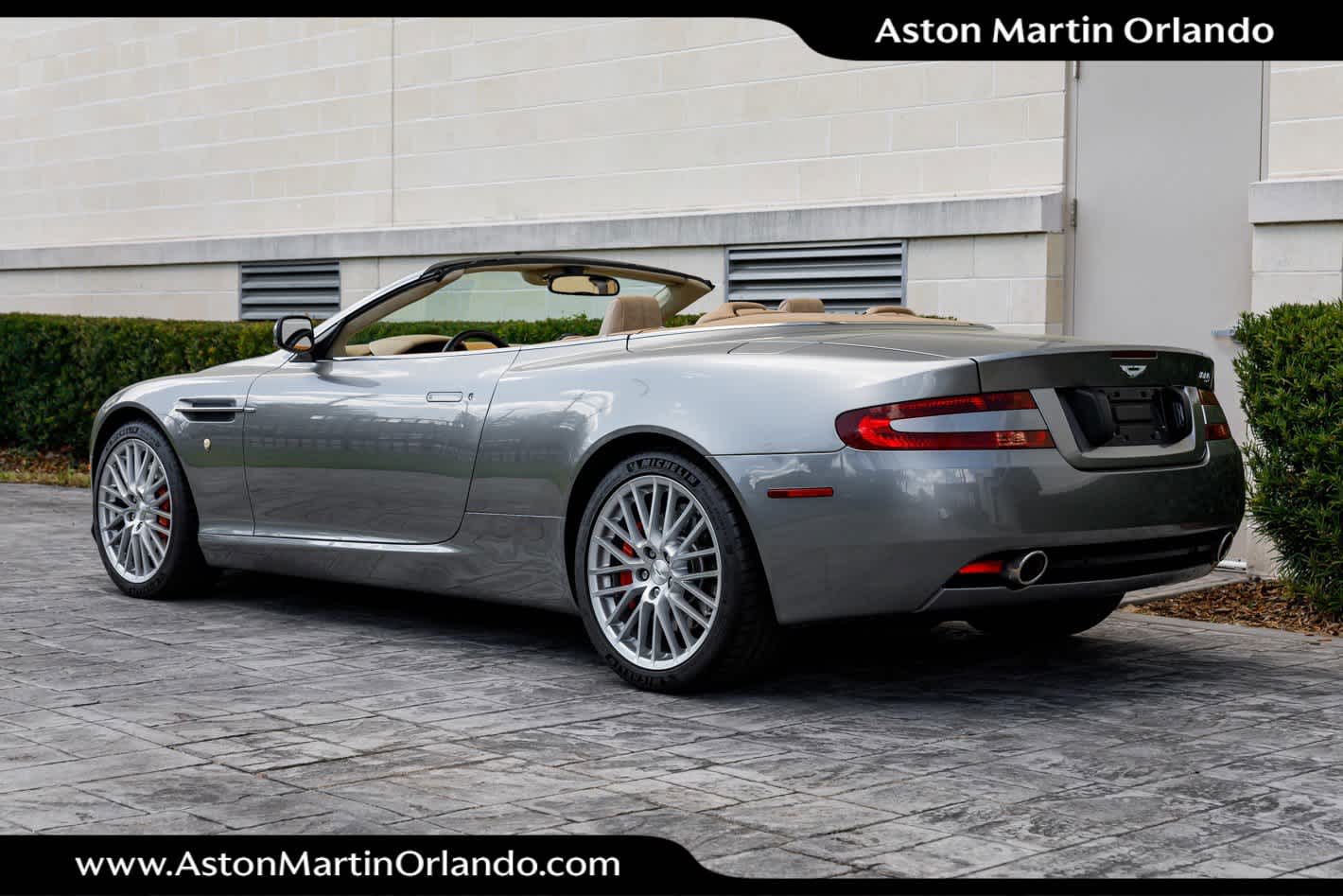 2009 Aston Martin DB9 2dr Volante Auto