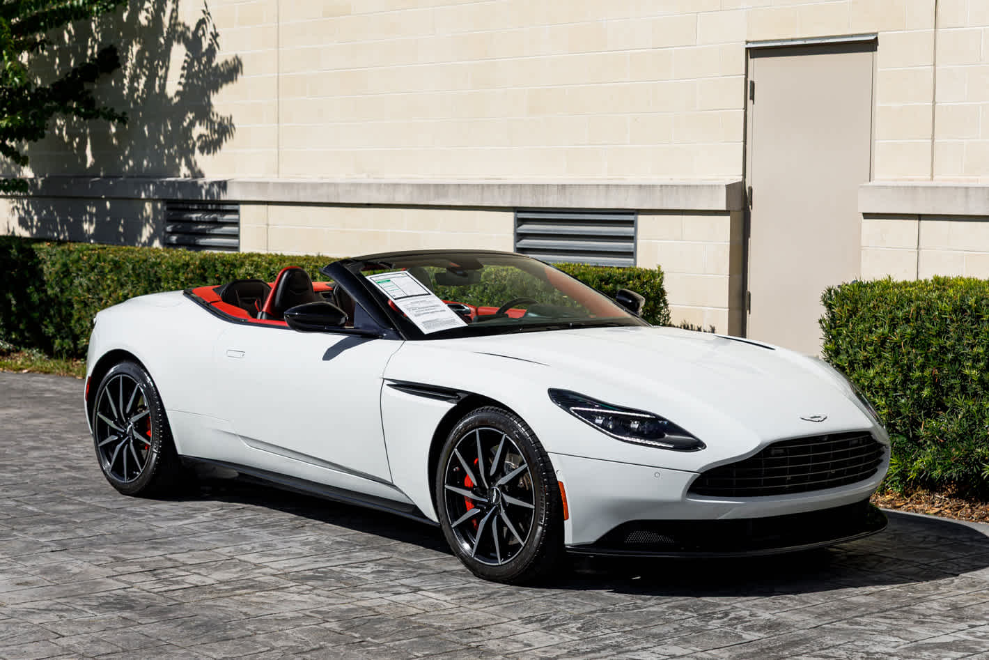 2019 Aston Martin DB11 Volante