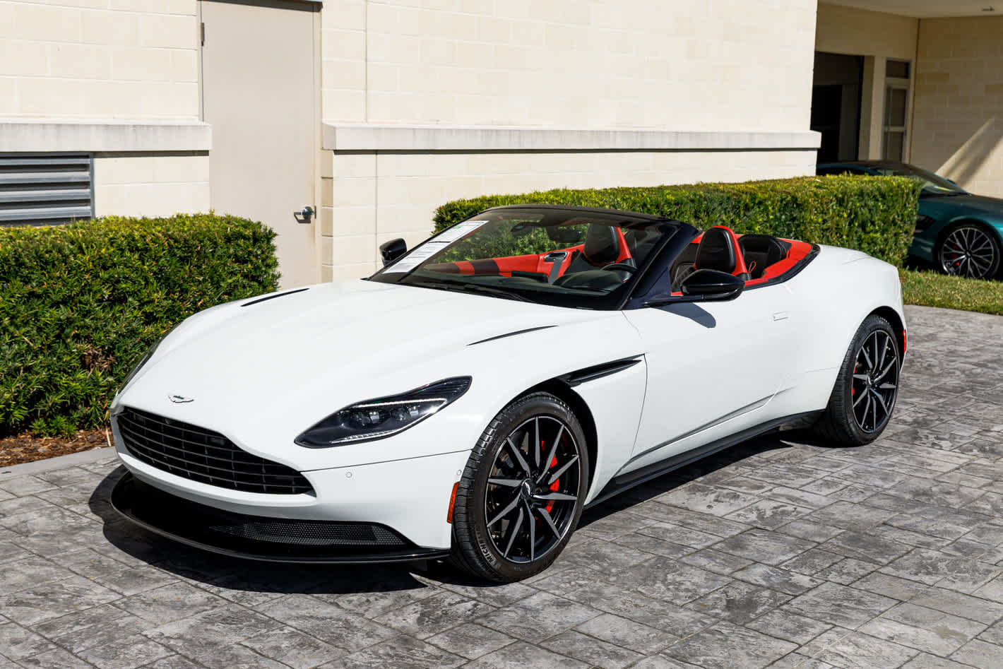 2019 Aston Martin DB11 Volante