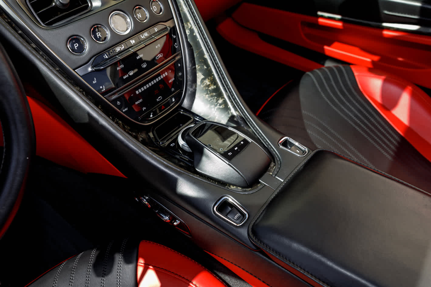 2019 Aston Martin DB11 Volante