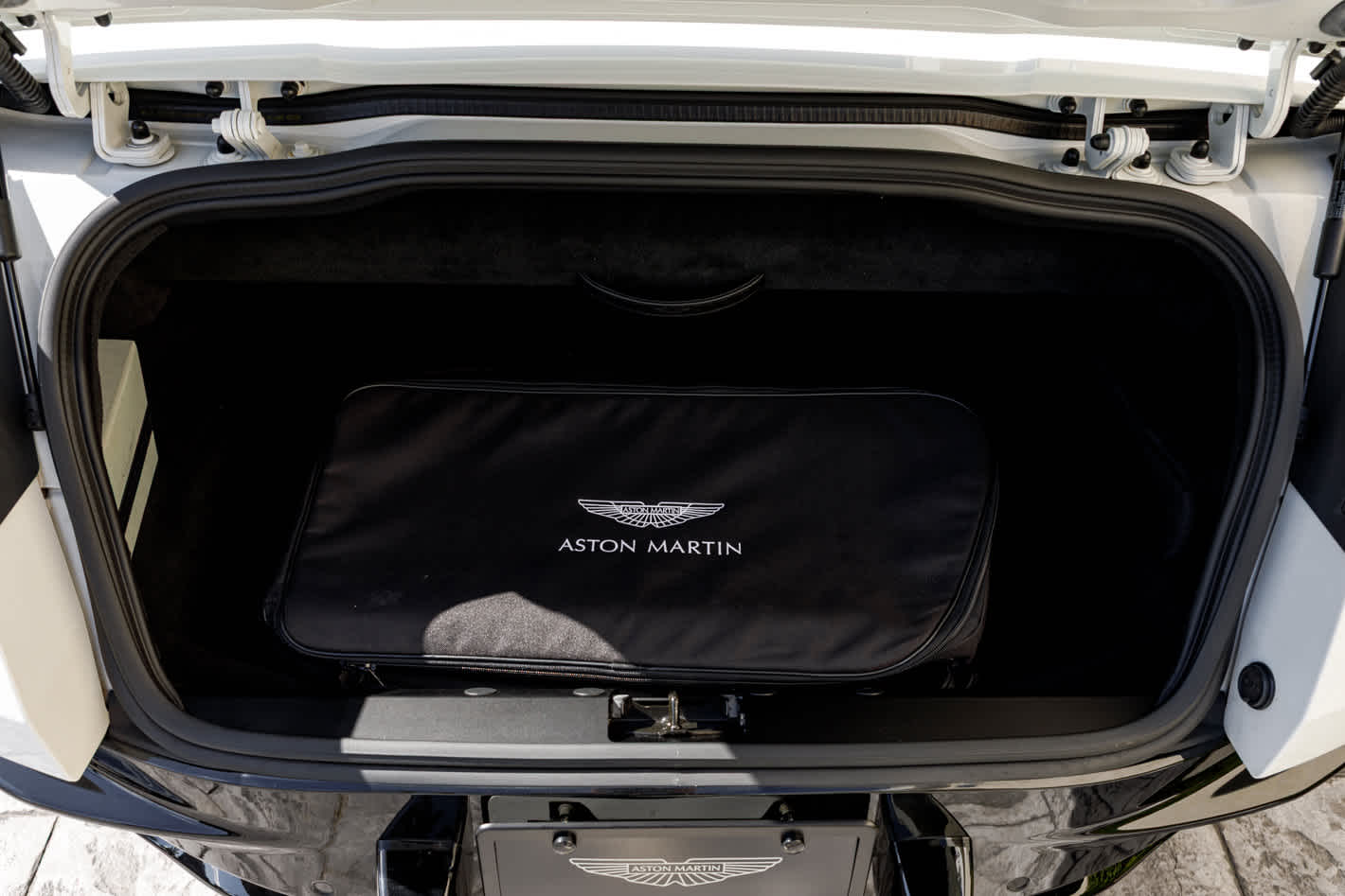 2019 Aston Martin DB11 Volante