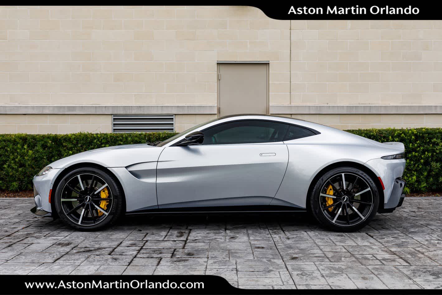 2022 Aston Martin Vantage Coupe