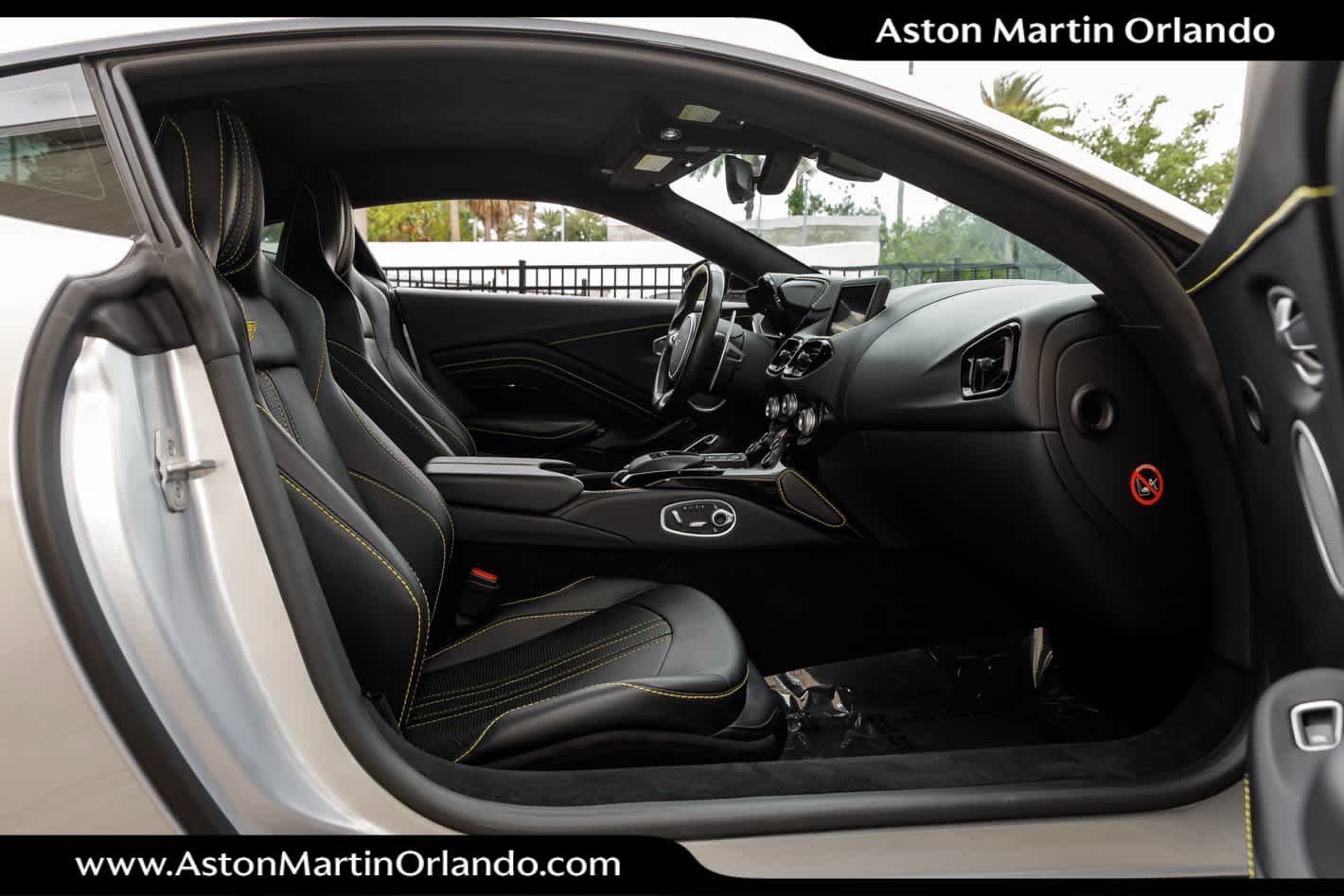 2022 Aston Martin Vantage Coupe