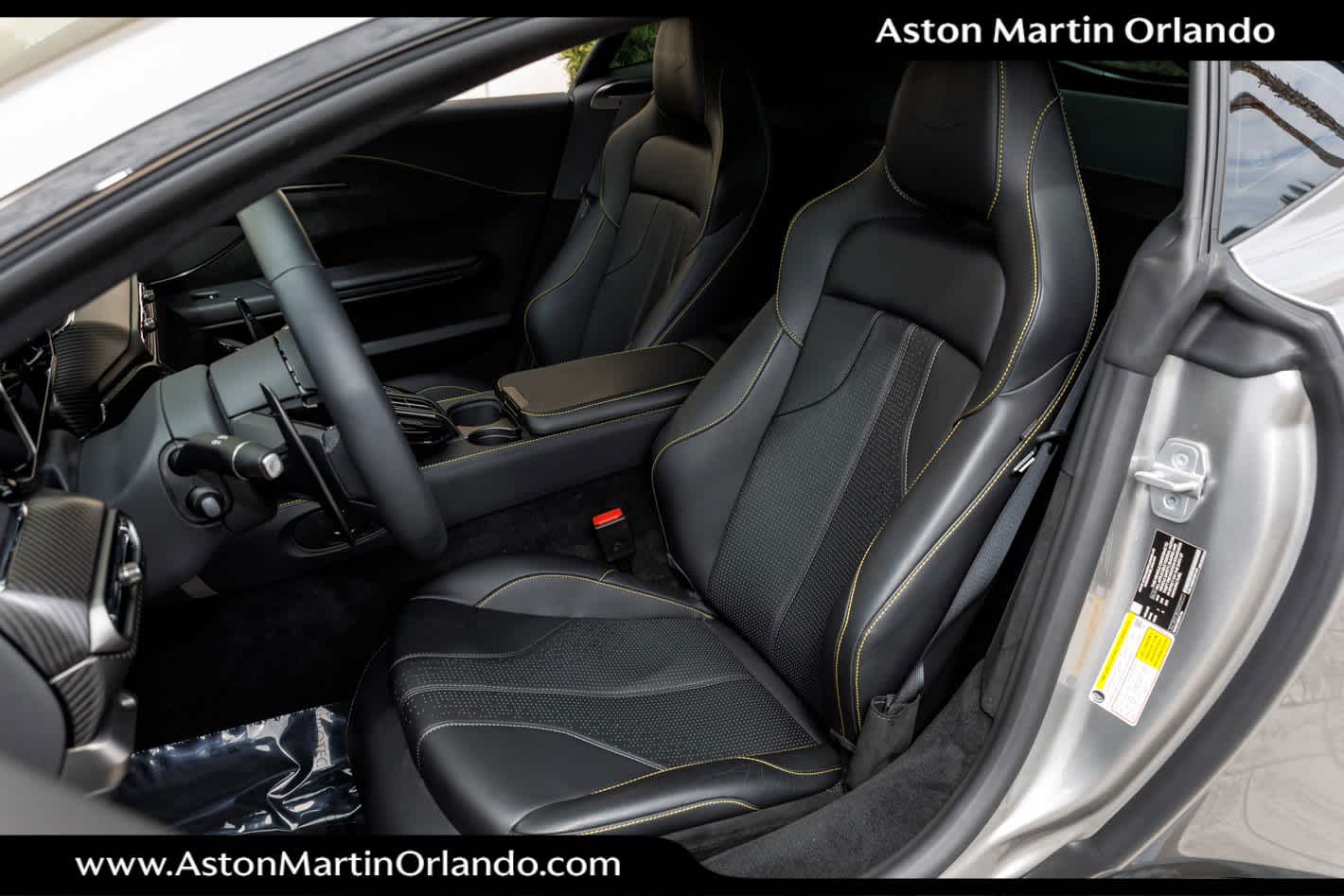 2025 Aston Martin Vantage Coupe