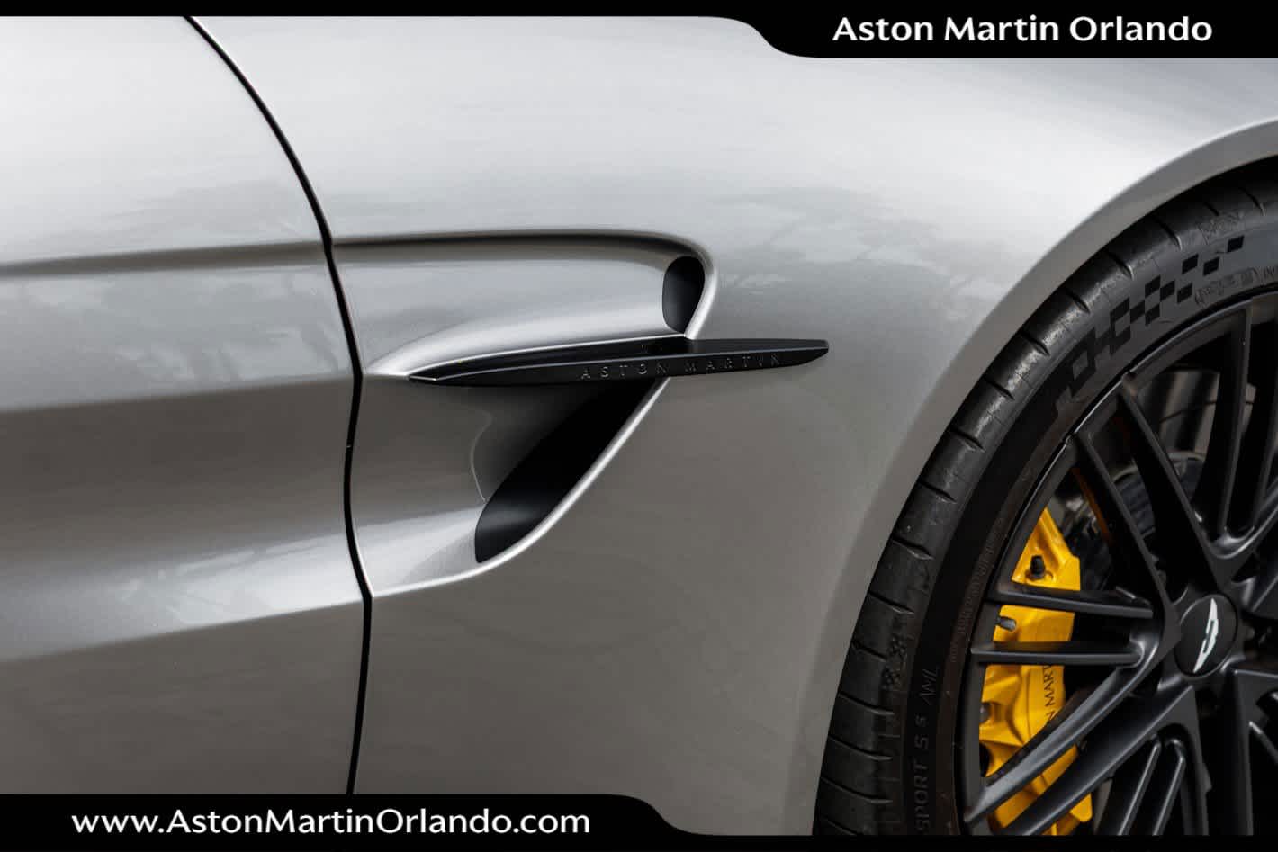 2025 Aston Martin Vantage Coupe