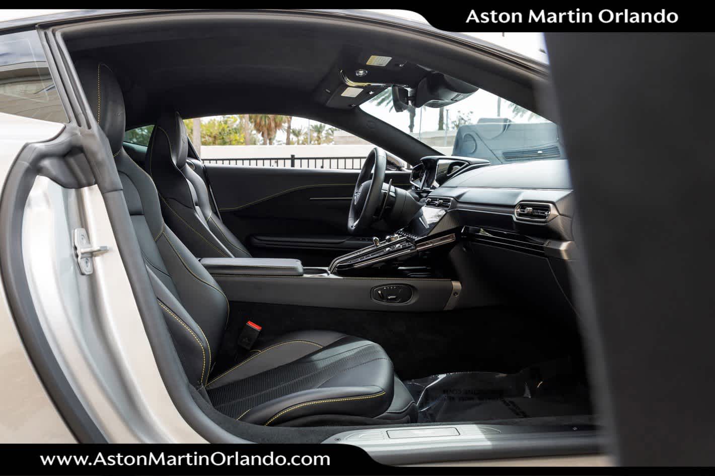 2025 Aston Martin Vantage Coupe