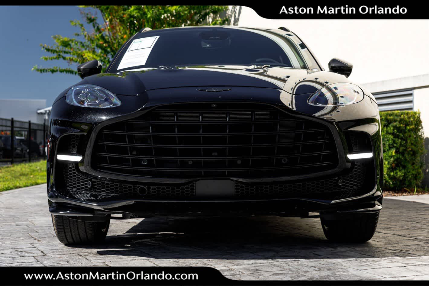 2025 Aston Martin DBX 707