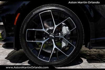 2025 Aston Martin DBX 707