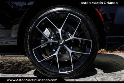 2025 Aston Martin DBX 707