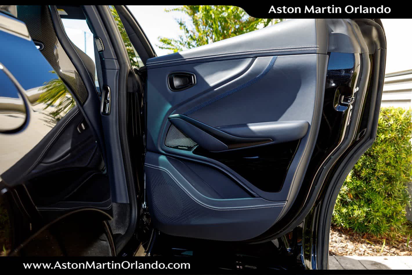 2025 Aston Martin DBX 707