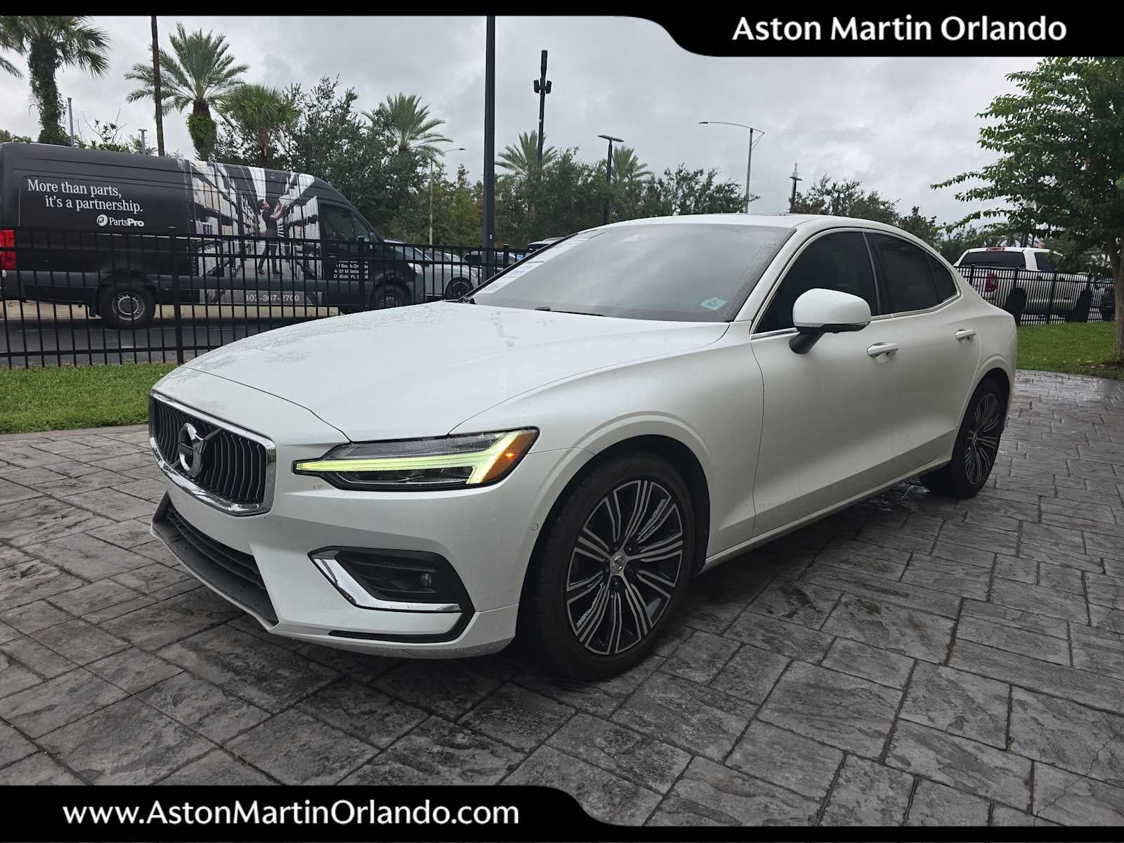 2022 Volvo S60 Inscription