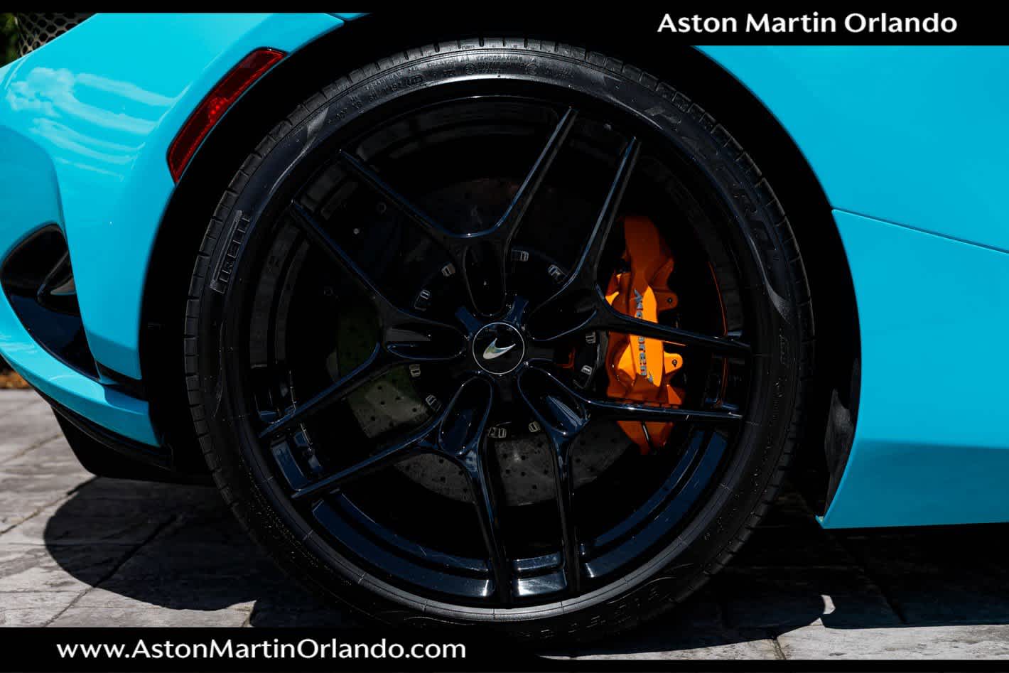 2024 McLaren 750S Base