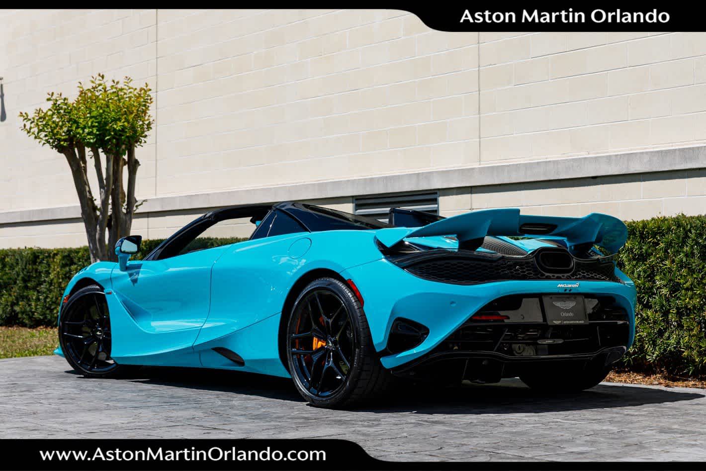 2024 McLaren 750S Base