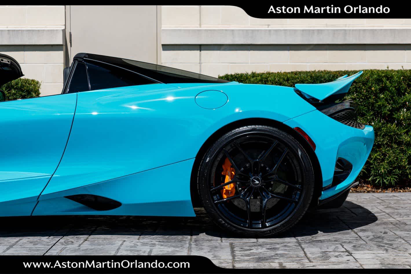 2024 McLaren 750S Base