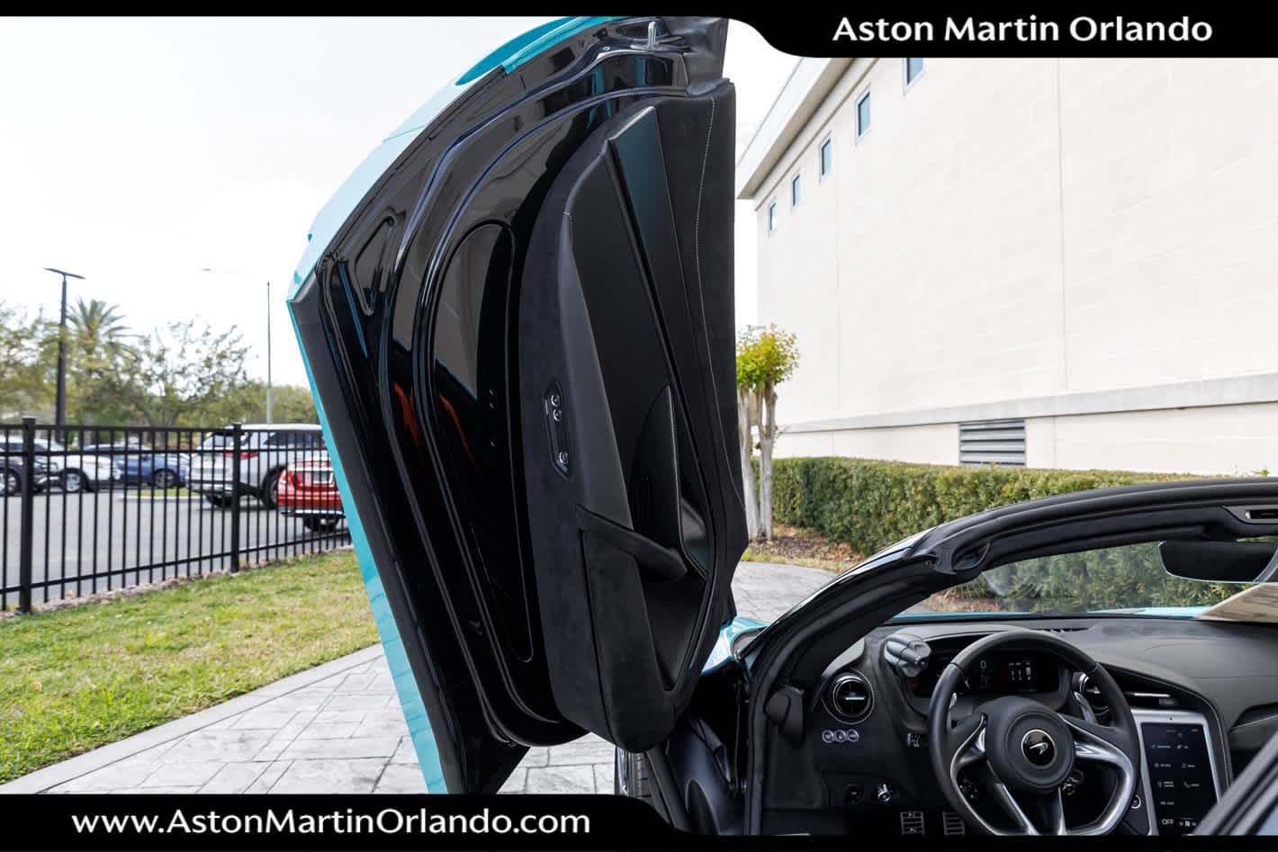 2024 McLaren 750S Base