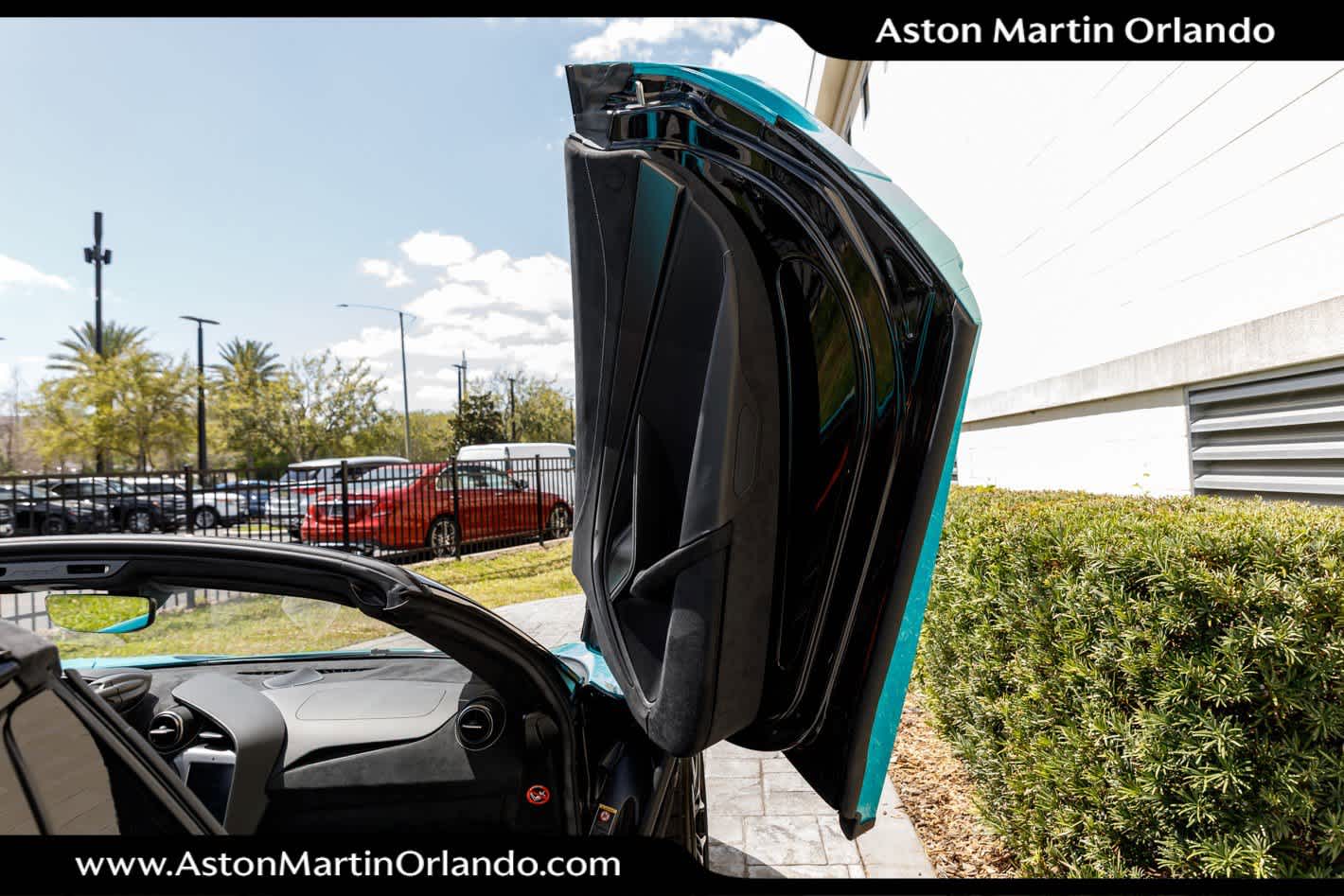 2024 McLaren 750S Base