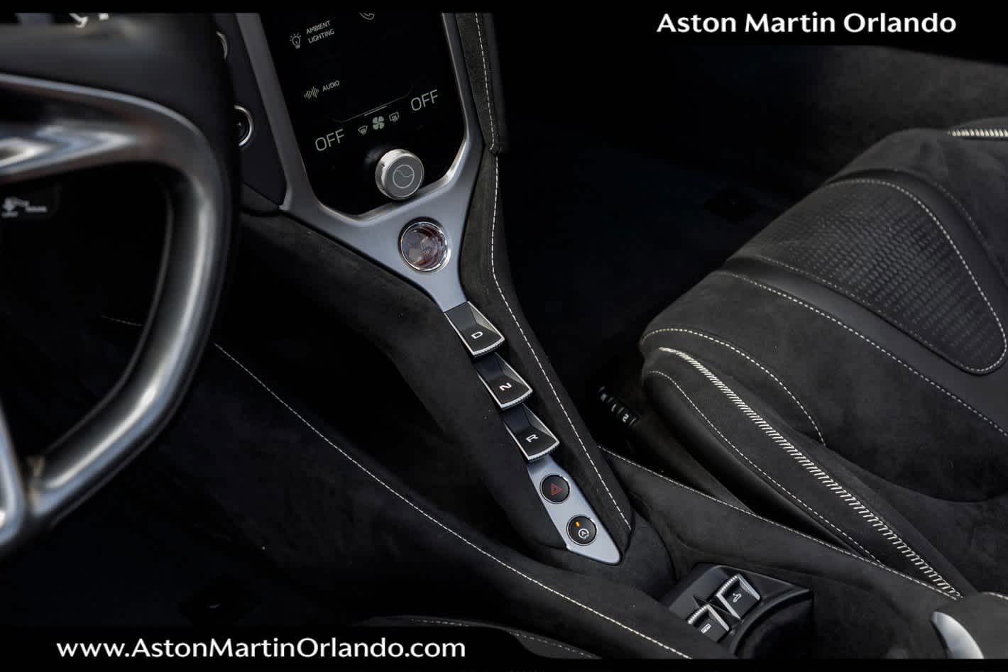 2024 McLaren 750S Base