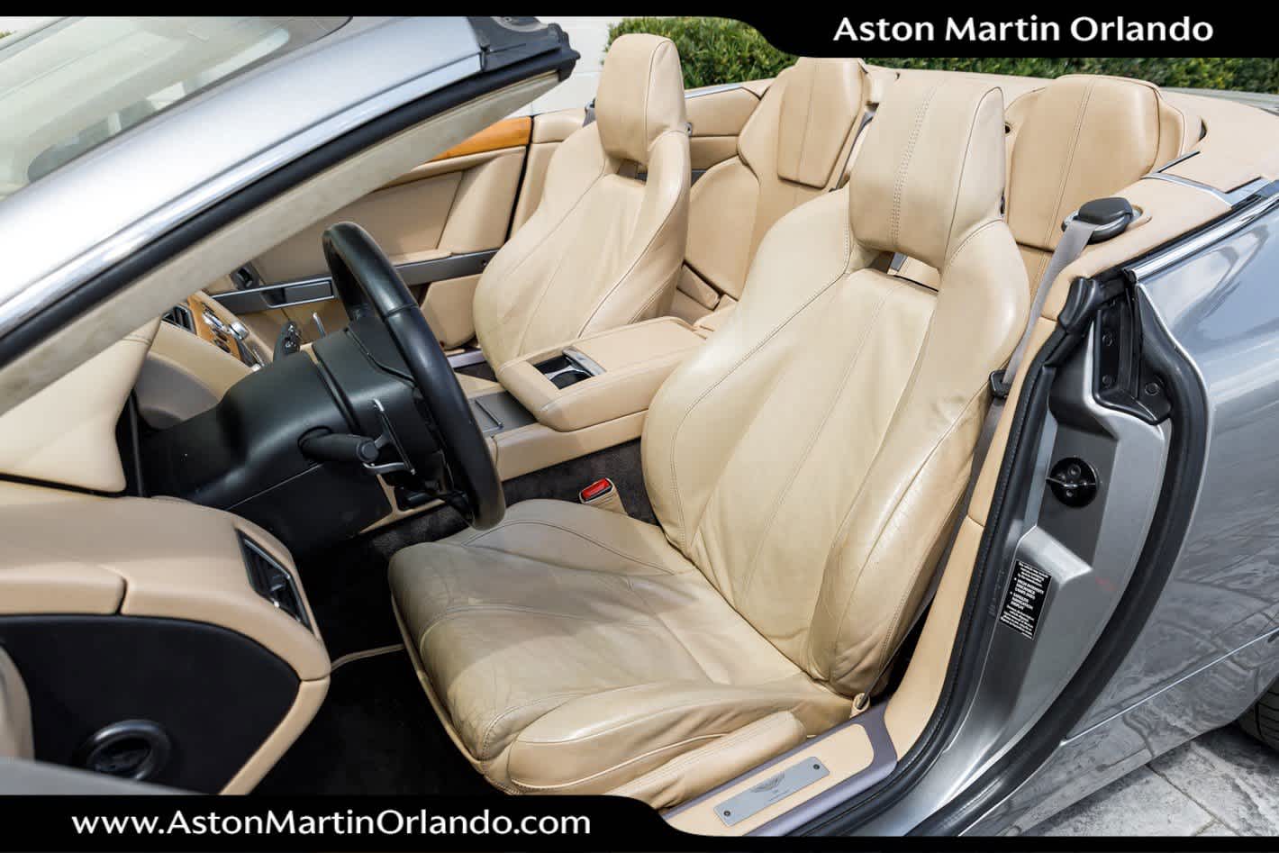 2009 Aston Martin DB9 Base