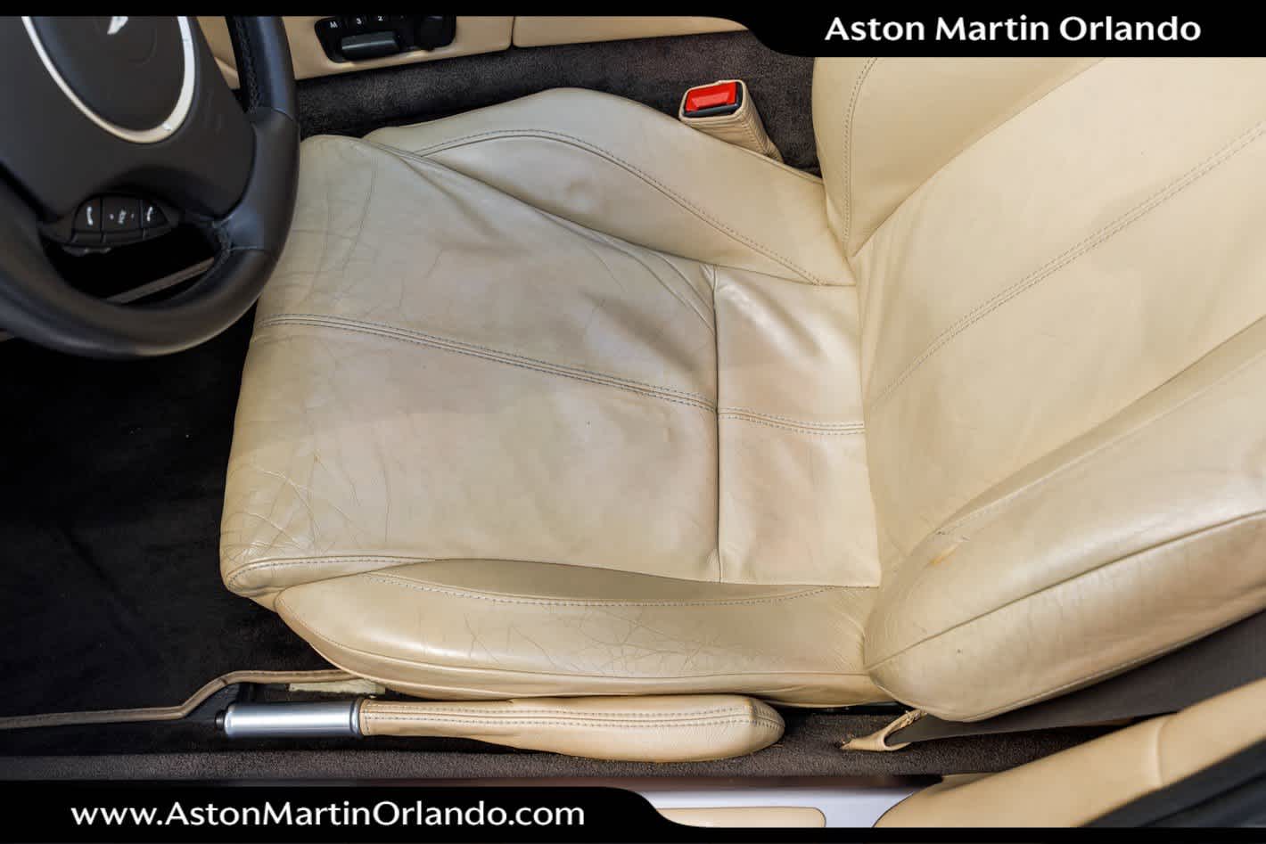 2009 Aston Martin DB9 Base