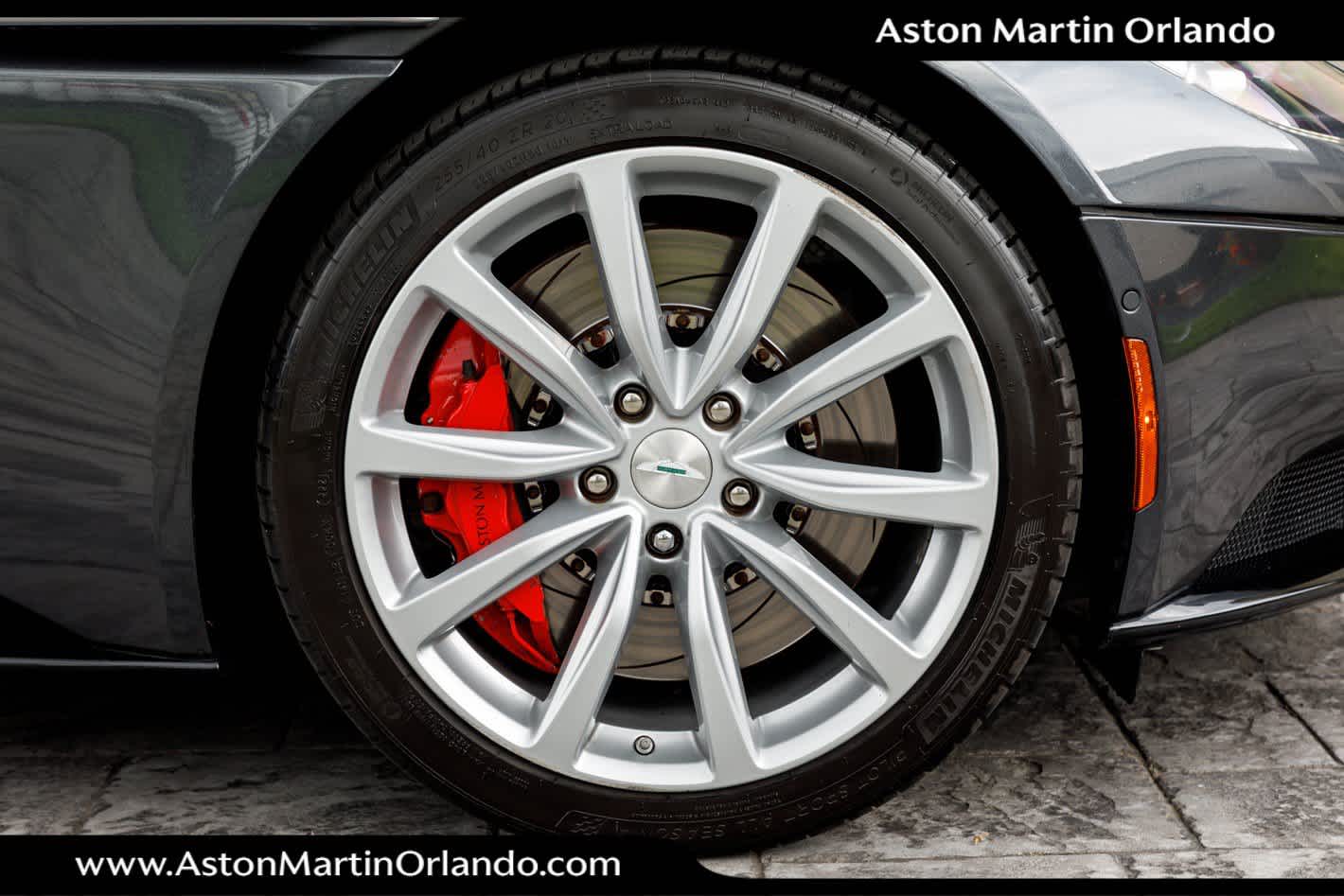 2021 Aston Martin DB11 V8