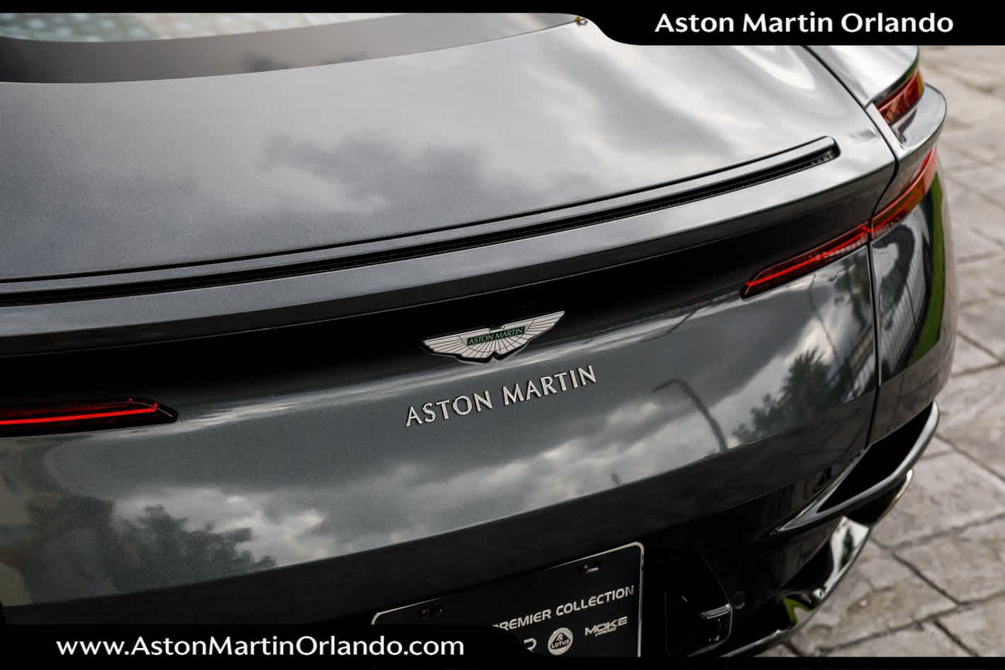 2021 Aston Martin DB11 V8
