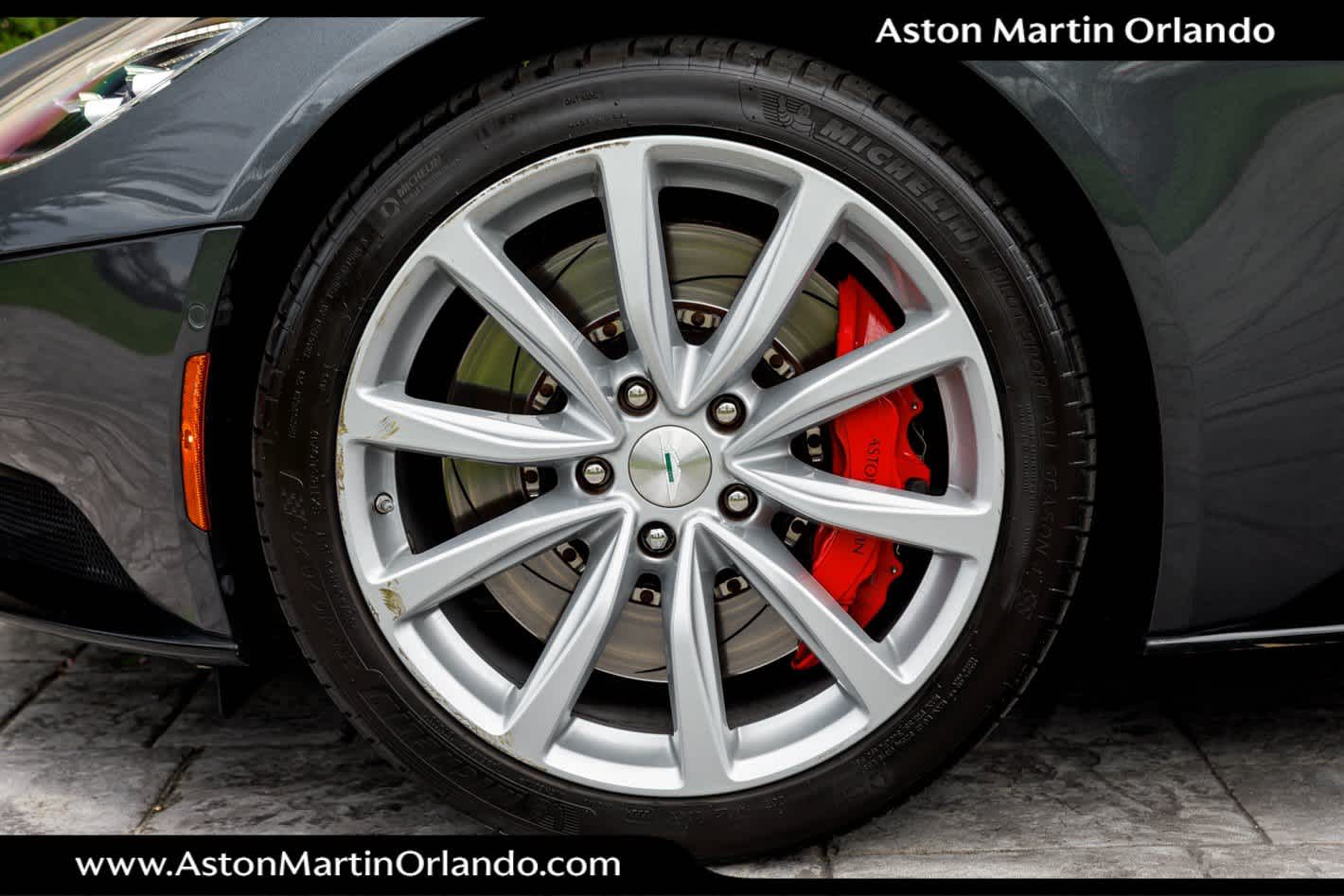 2021 Aston Martin DB11 V8