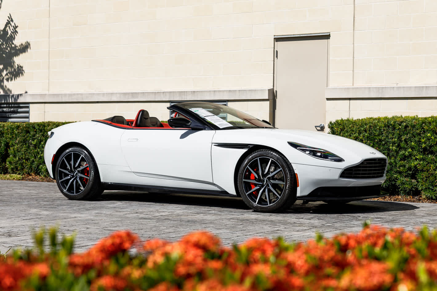 2019 Aston Martin DB11 Base