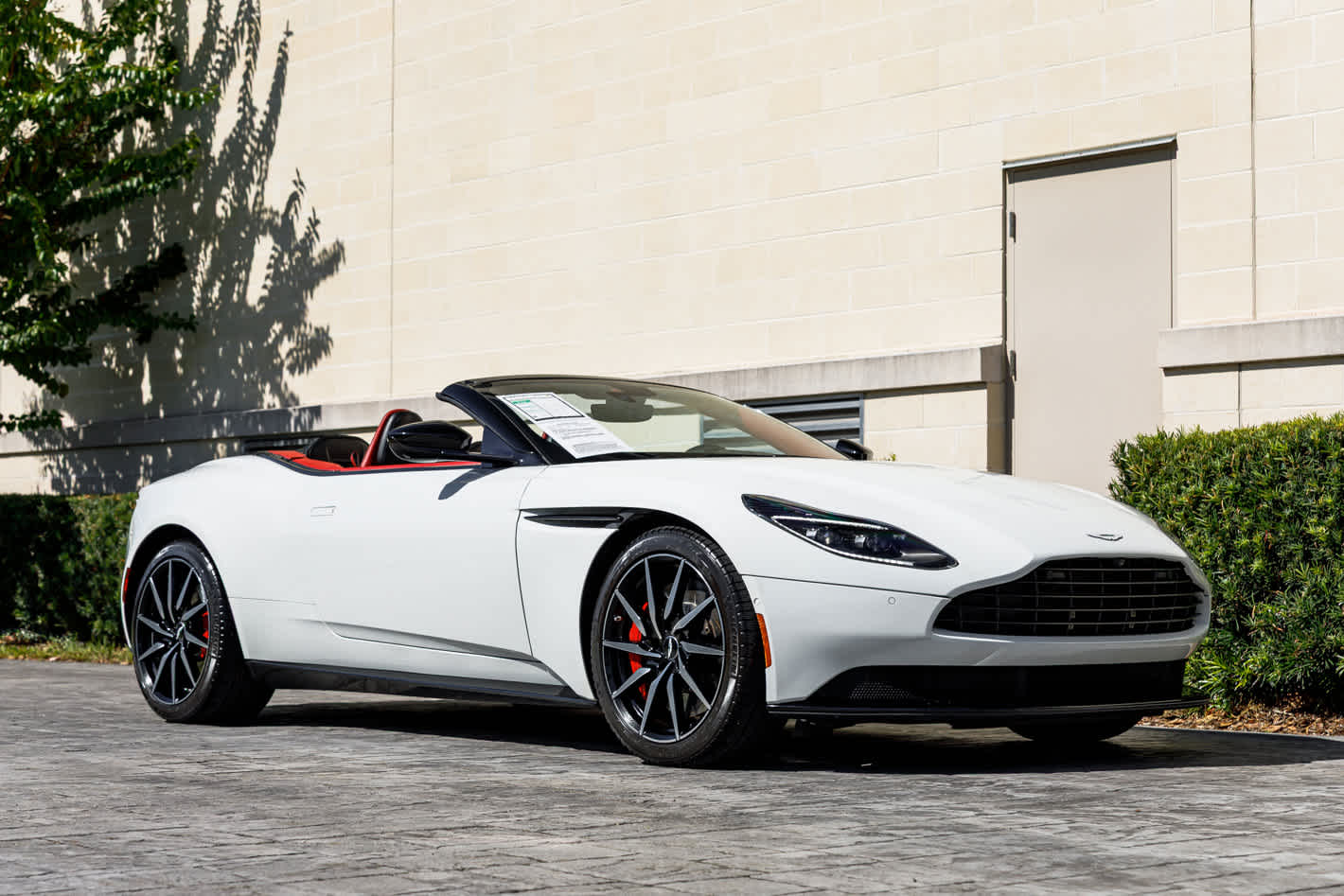 2019 Aston Martin DB11 Base