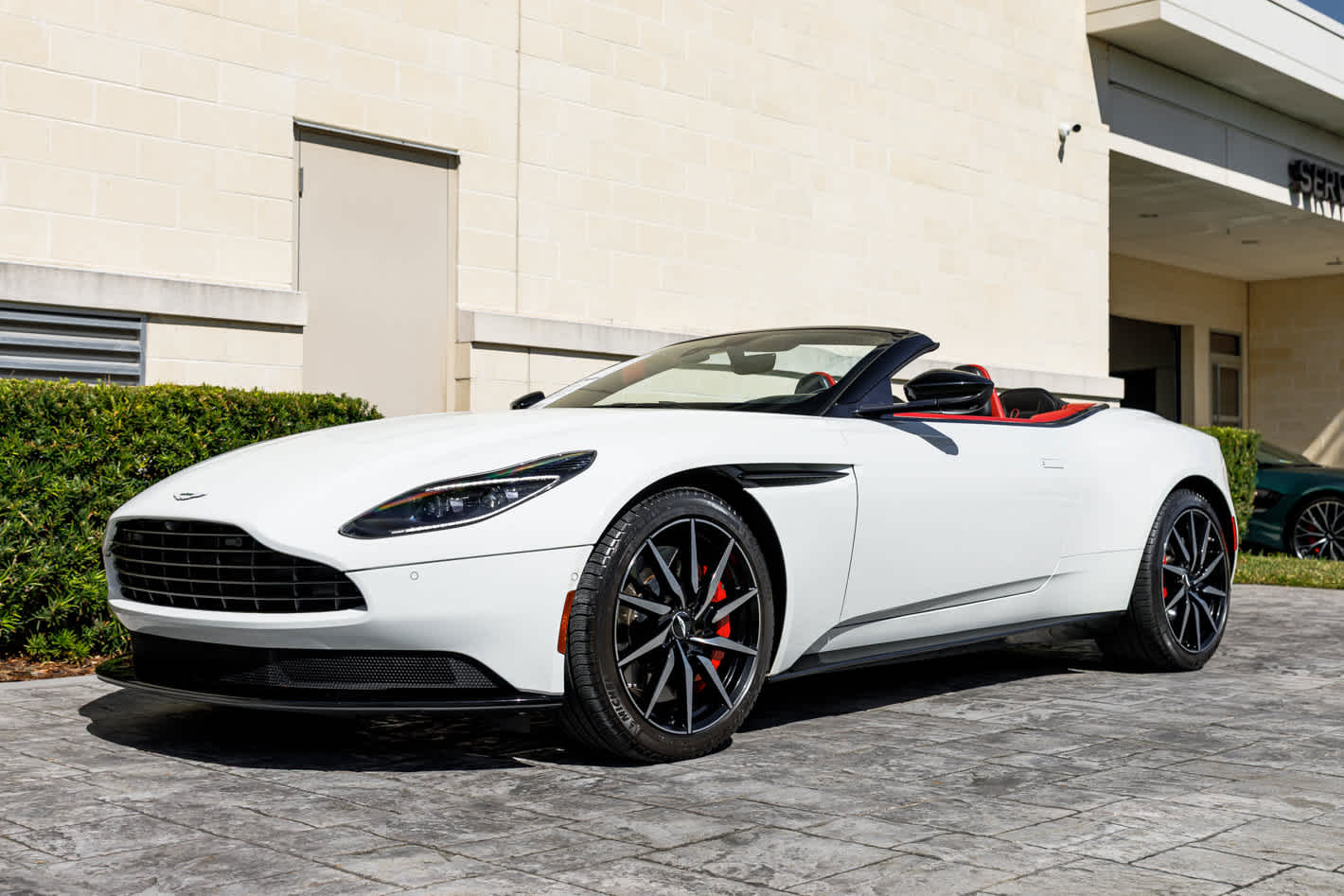 2019 Aston Martin DB11 Base