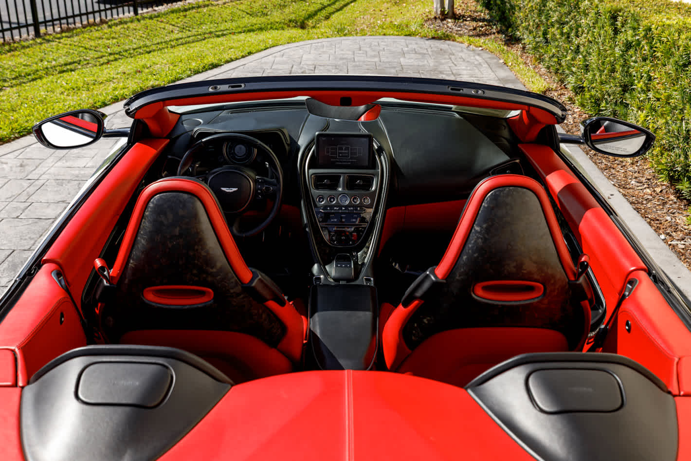 2019 Aston Martin DB11 Base