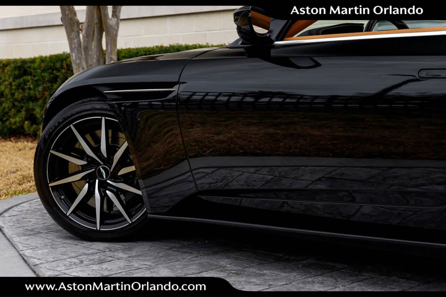 2019 Aston Martin DB11 Base