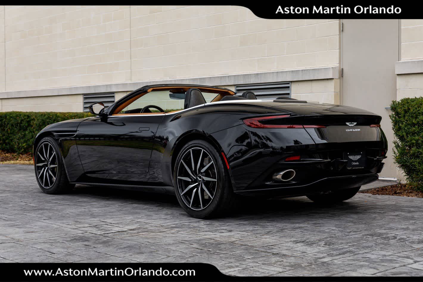 2019 Aston Martin DB11 Base
