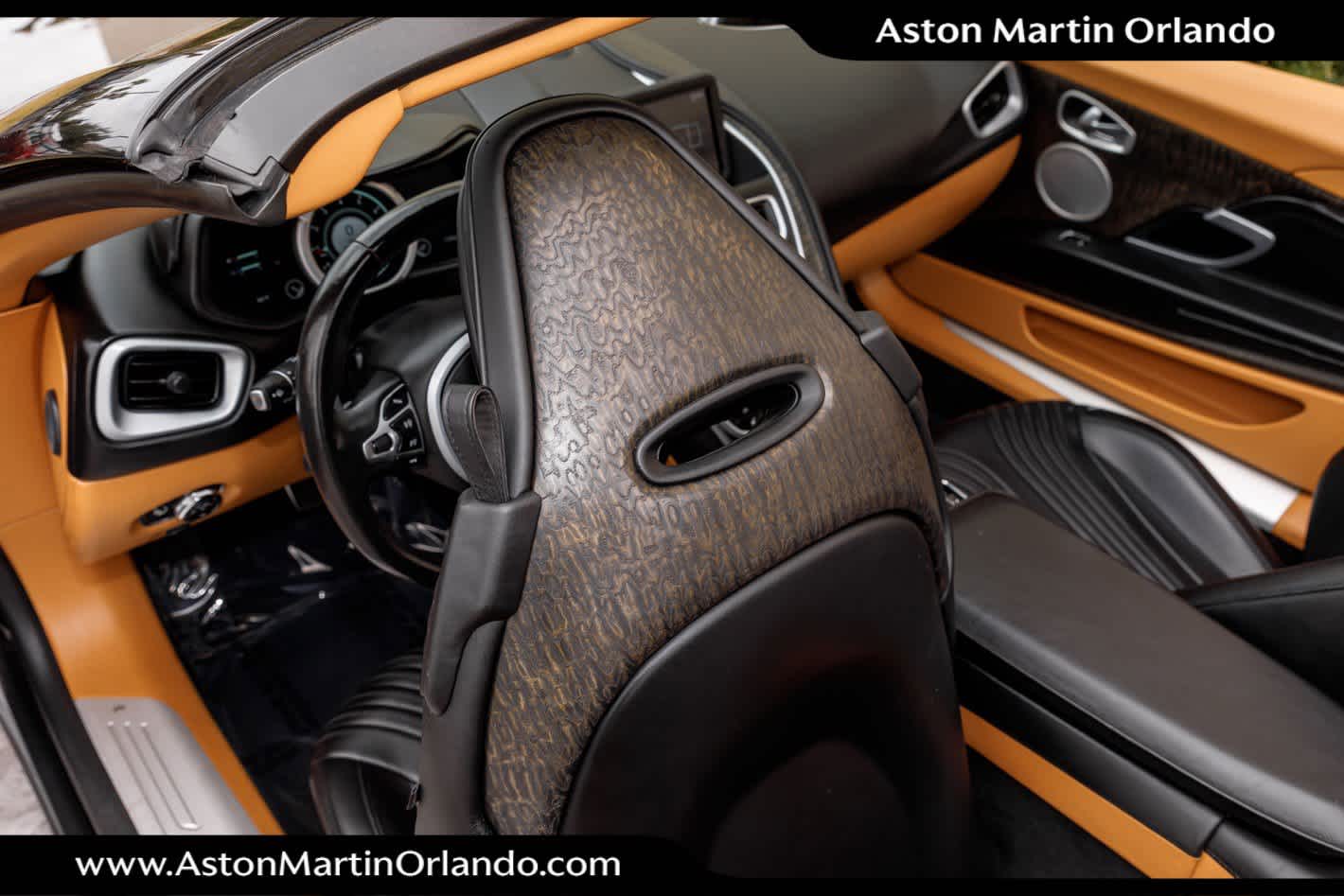 2019 Aston Martin DB11 Base