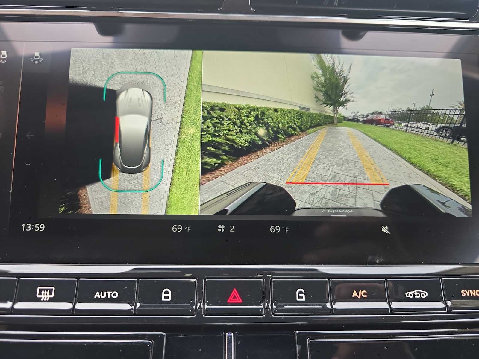 2024 Aston Martin DB12 Base