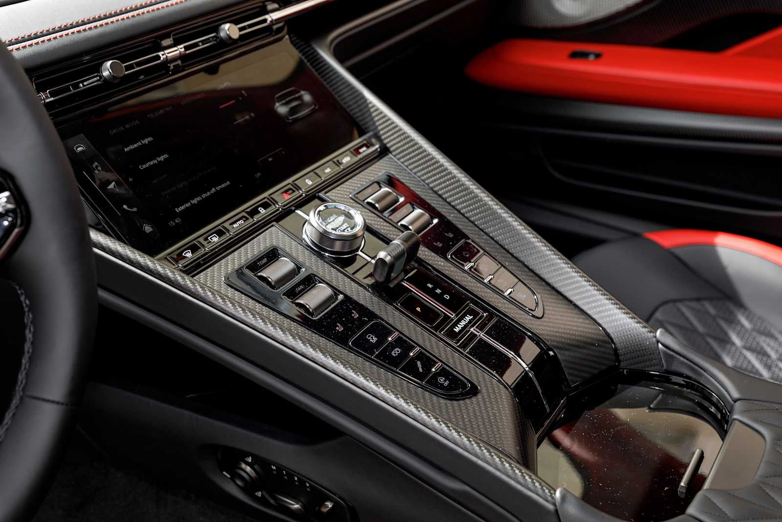 2026 Aston Martin DB12 Base