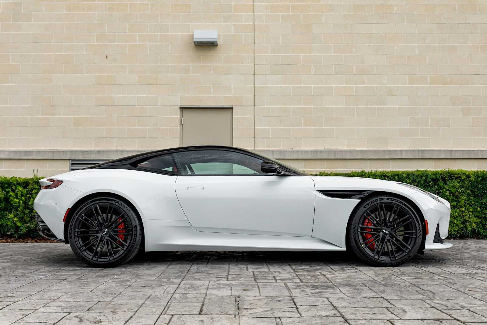 2026 Aston Martin DB12 Base