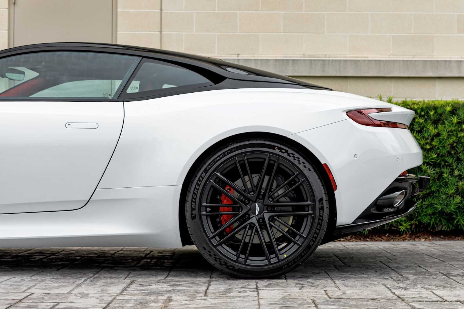 2026 Aston Martin DB12 Base