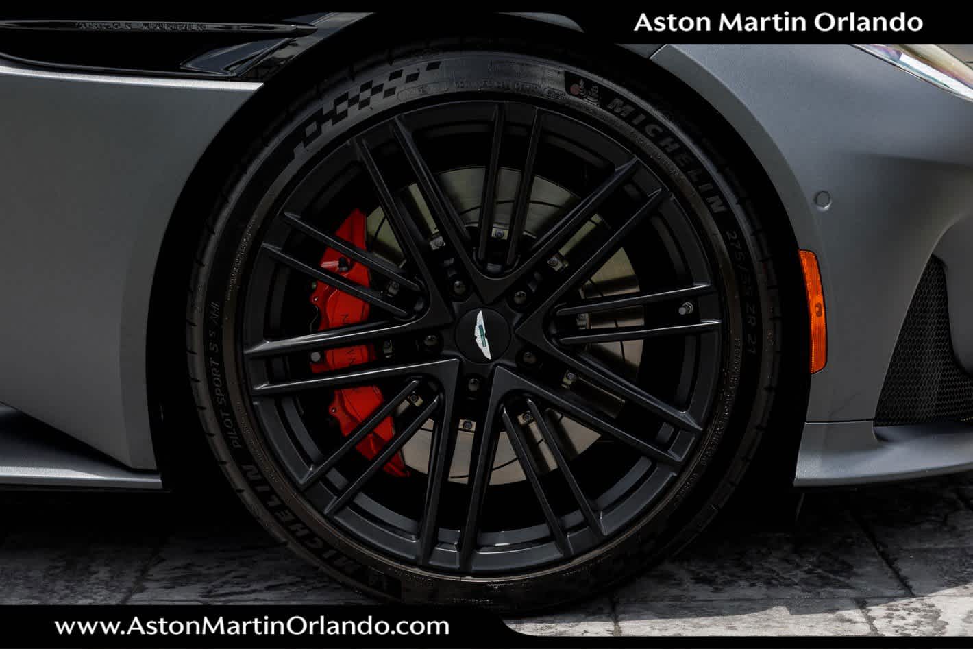 2024 Aston Martin DB12 Base