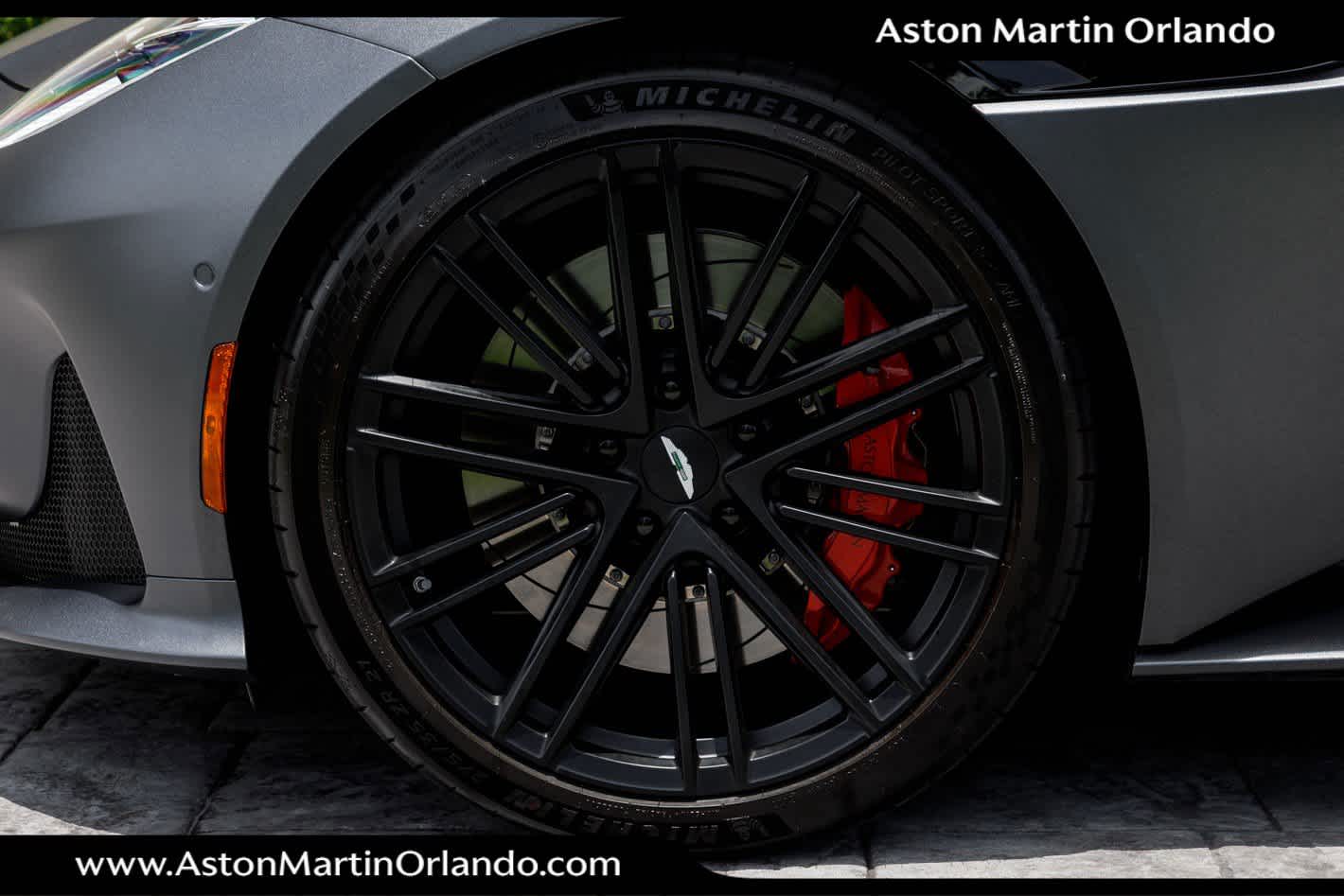 2024 Aston Martin DB12 Base
